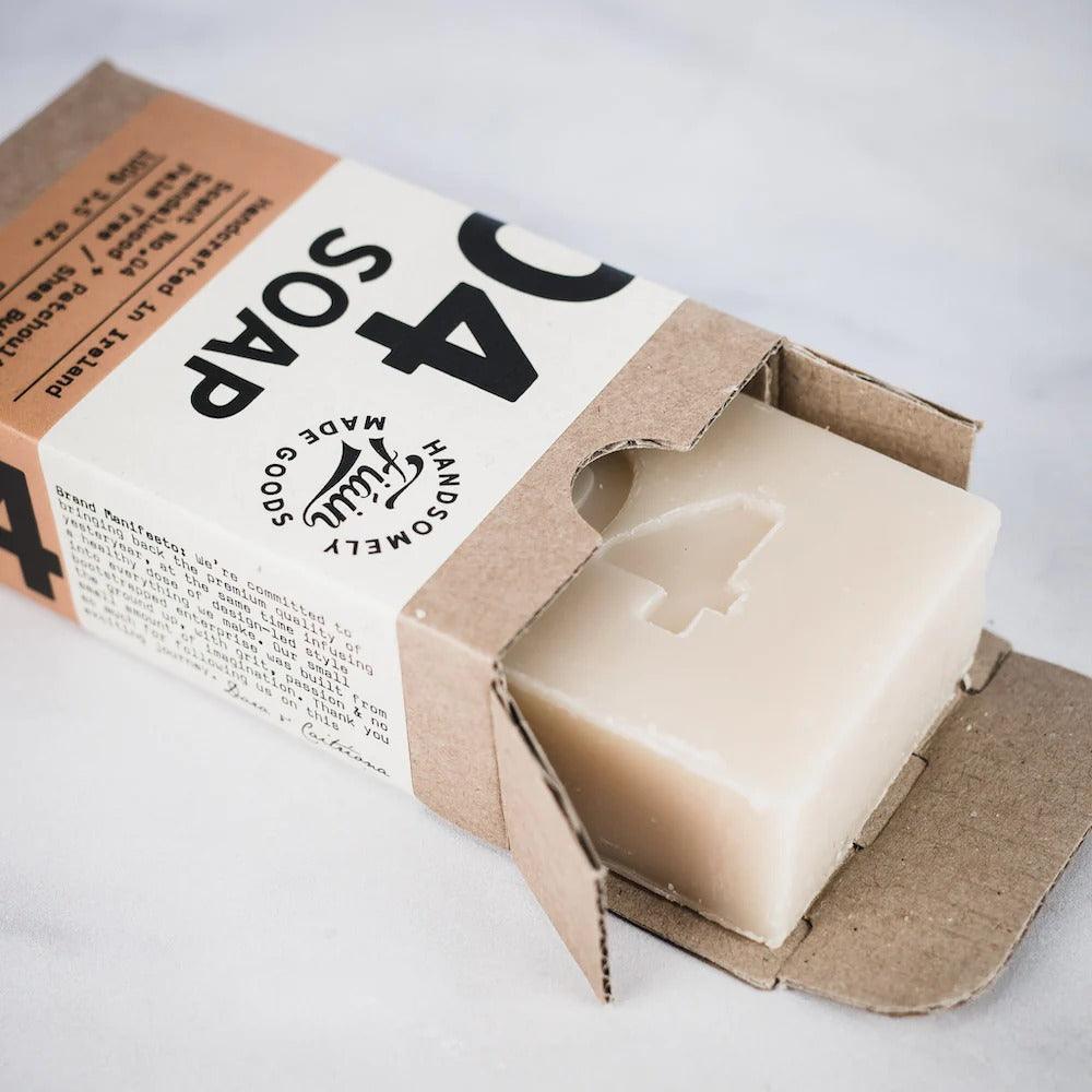 Candle & Soap Gift Set: Sandalwood & Patchouli